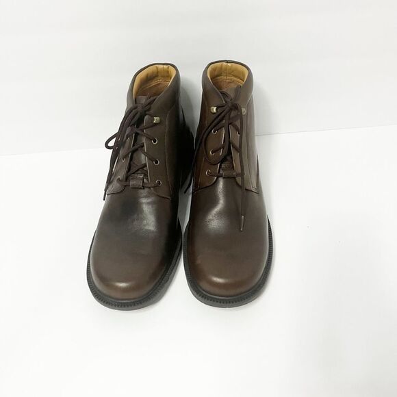 Timberland Brown Leather Boots Size 10M - Picture 3 of 9